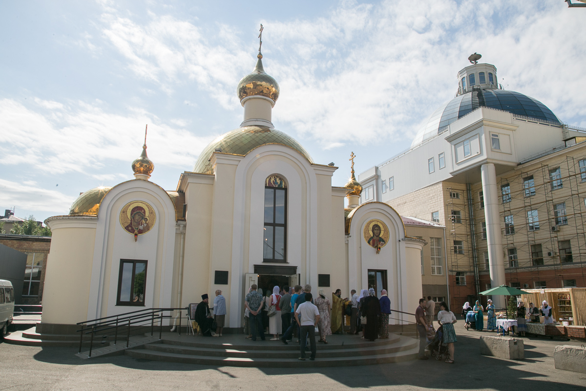 Храм святителя Луки Красноярского при КрасГМУ имени проф. В.Ф.  Войно-Ясенецкого в г. Красноярске - Красноярская епархия Русской  Православной Церкви