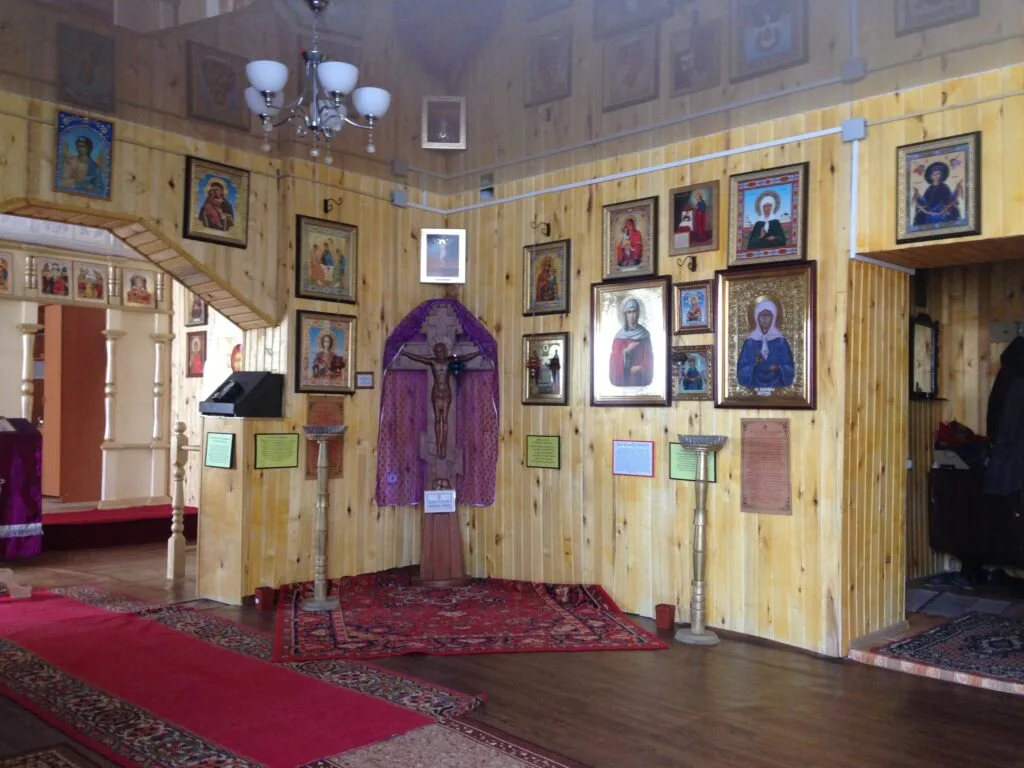 Храм блаженной Ксении Петербургской в п. Каменный Яр