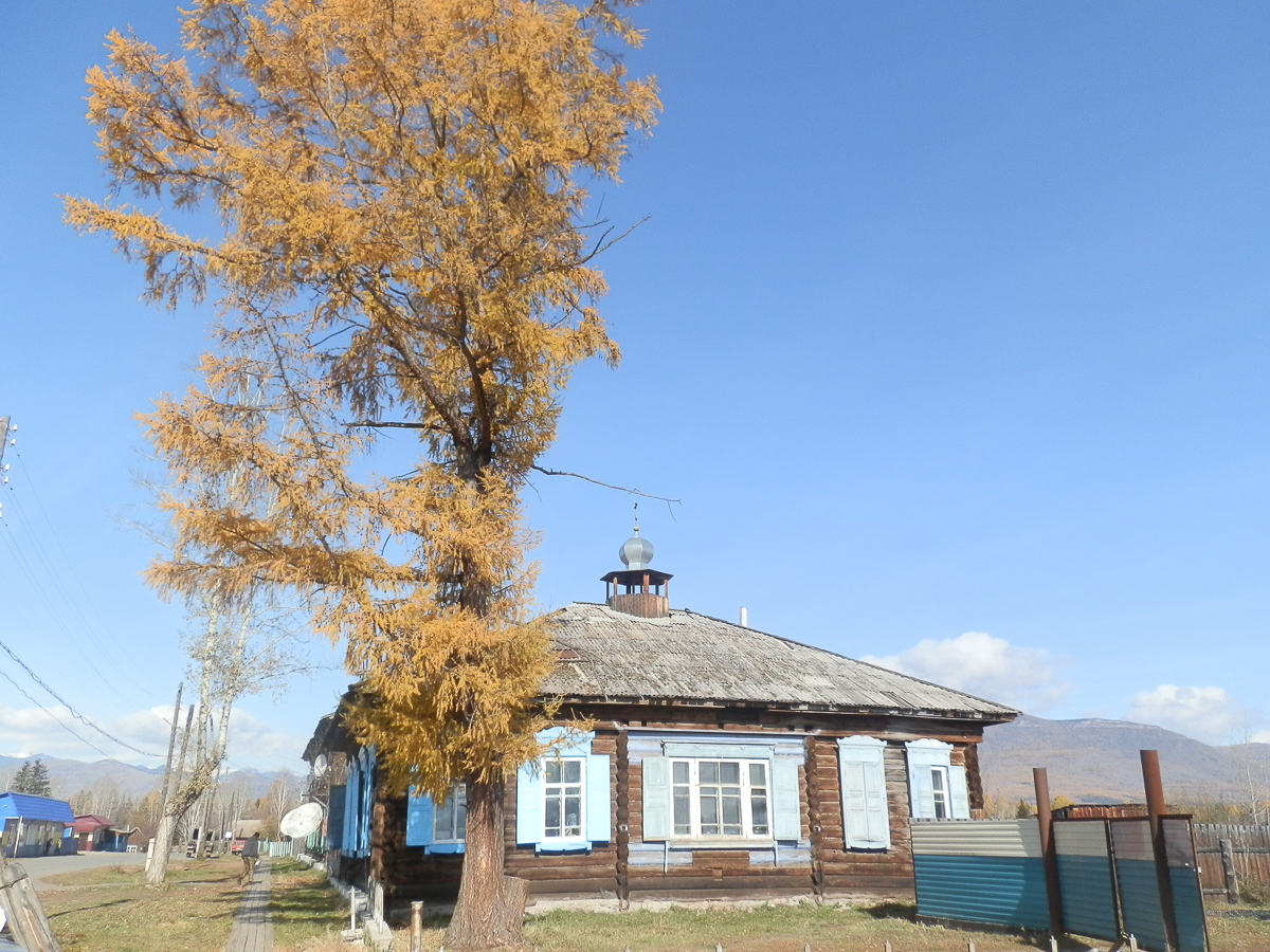 Ермаковское красноярский край. Верхнеусинское Ермаковский район. Село Верхнеусинское Красноярского края. Село Верхнеусинское Ермаковского района Красноярского края. Верхнеусинское Красноярский край храм.