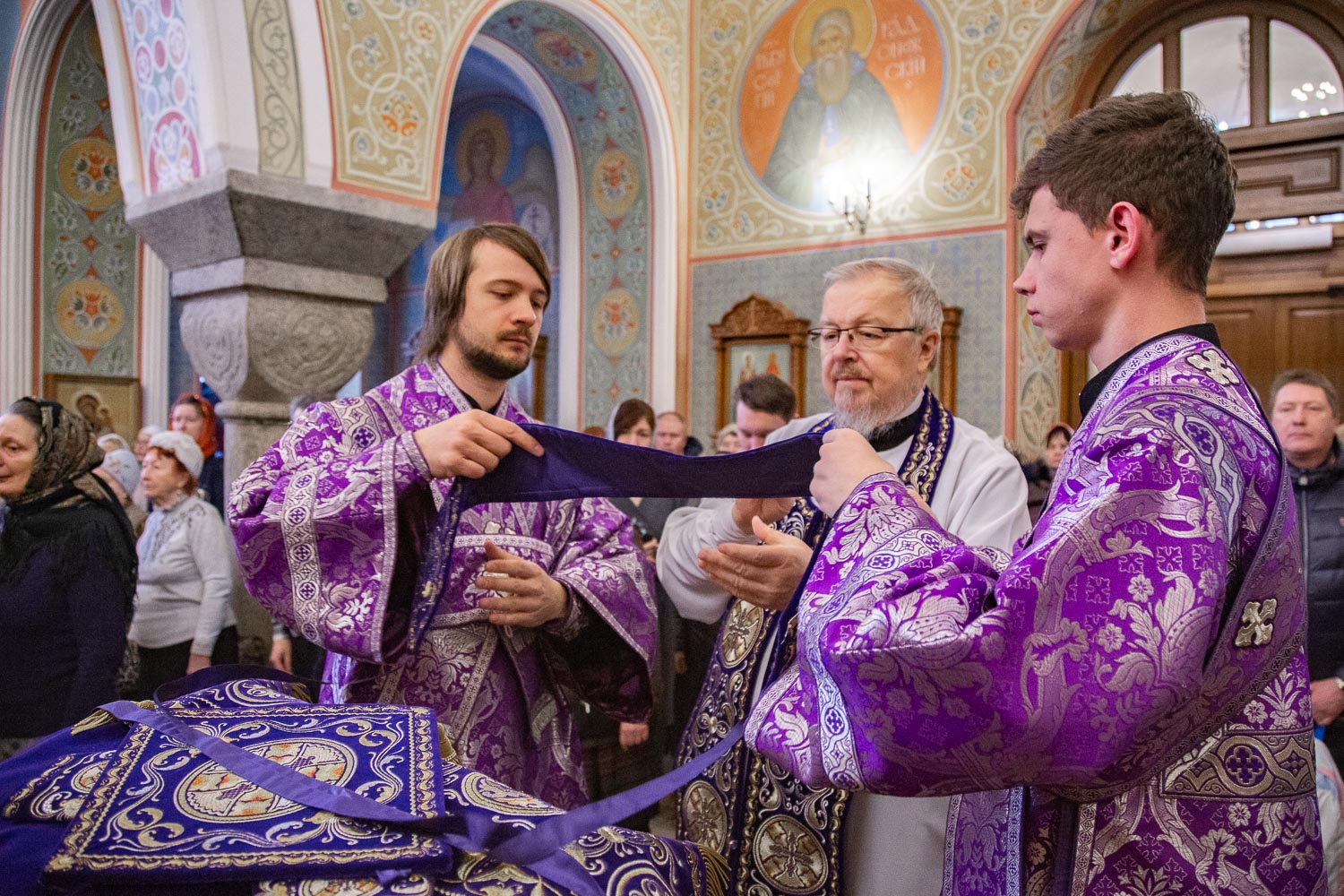 Божественная литургия торжество православия. Православная служба. Виды литургий в православной церкви. Праздник православных 24,052024.
