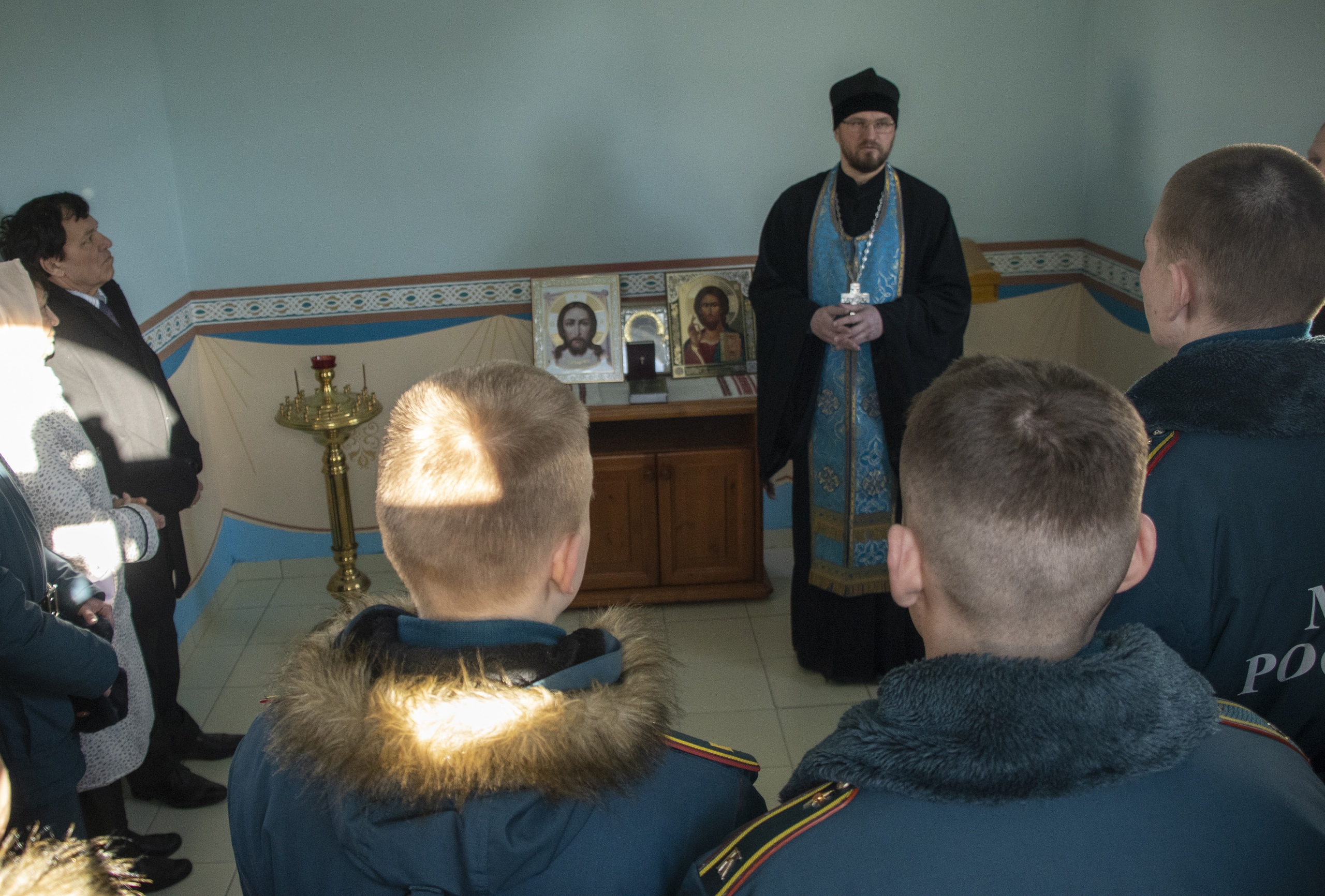 В часовне на территории Сибирской академии МЧС отпраздновали Благовещение Пресвятой Богородицы