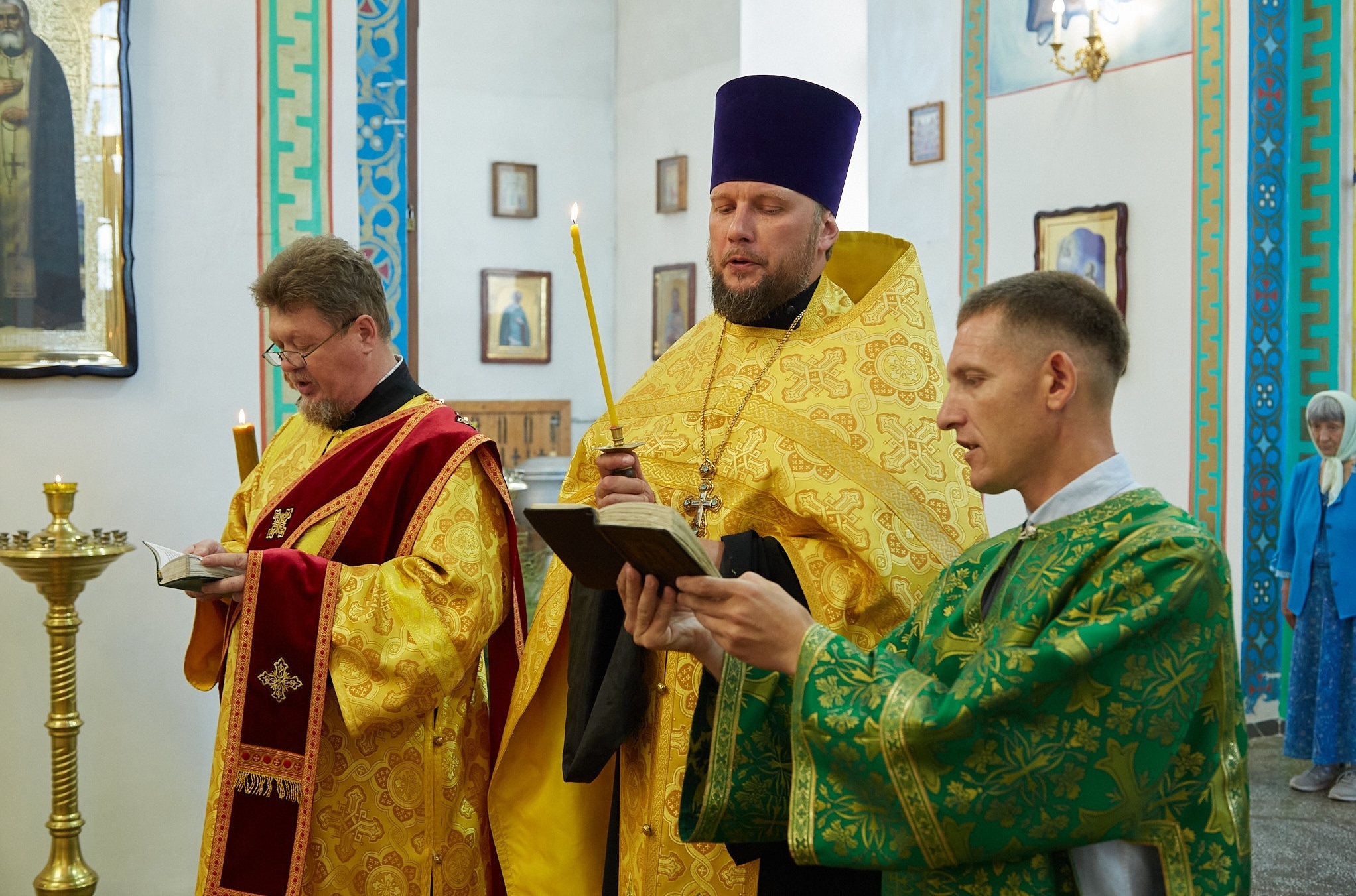 Богослужение петру и павлу. Православные Петр и Павел. Собор святых Биробиджанской епархии. Воскресенское благочиние храмы. Шарыповское благочиние.