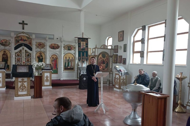 Красноярский священник провёл беседу о посте с прихожанами