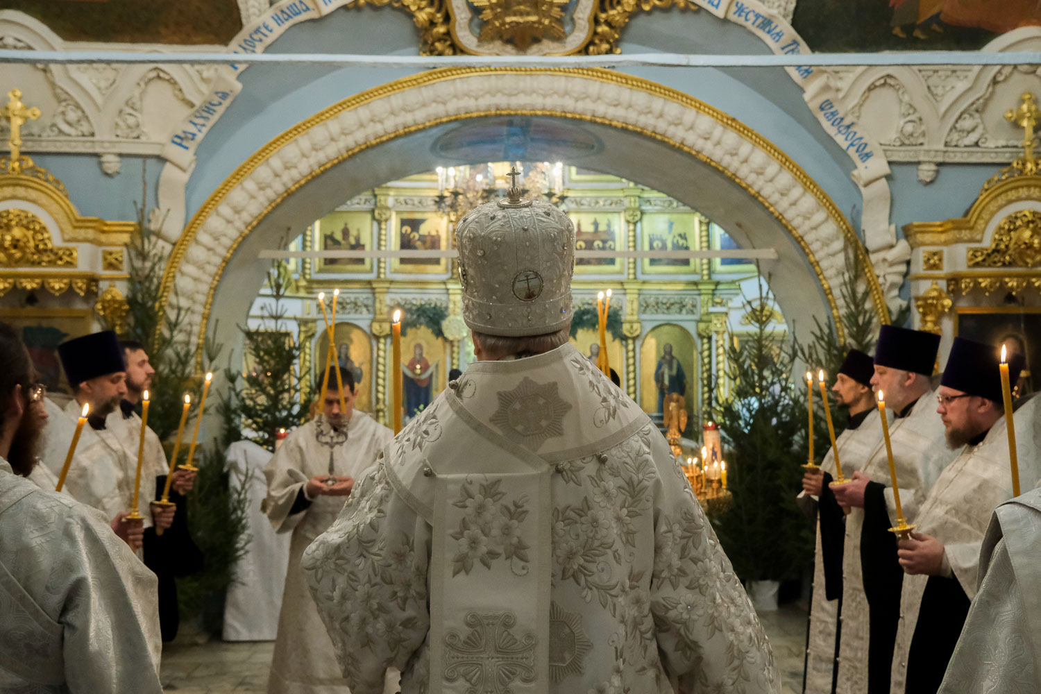 Свято Покровский кафедральный собор Красноярск внутри