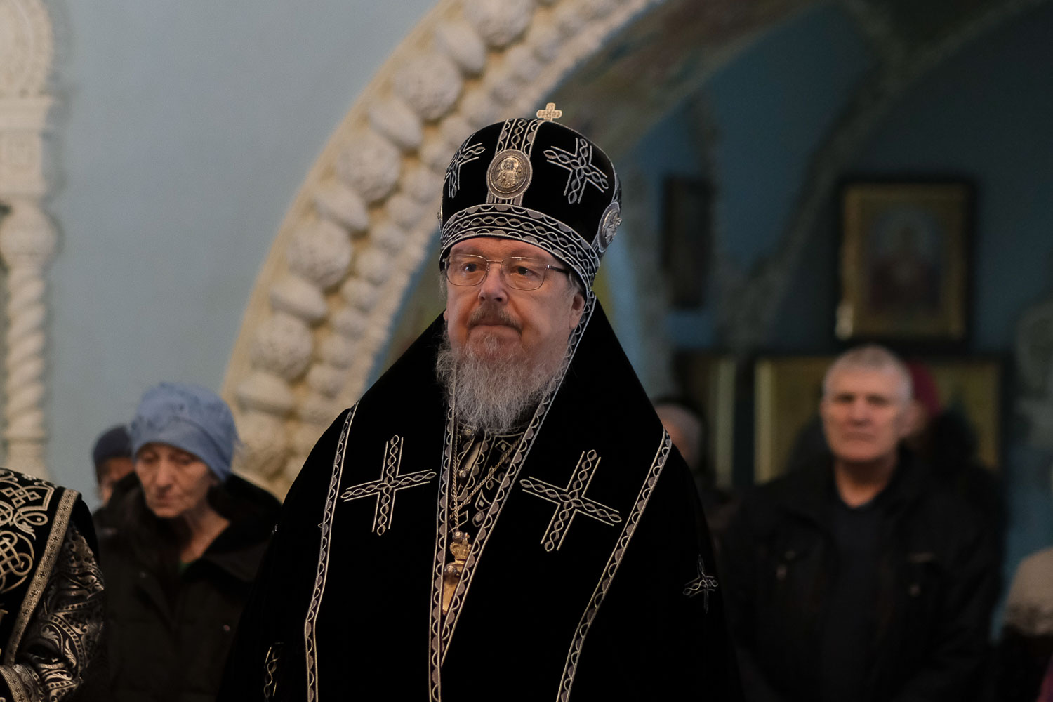 Митрополит Пантелеимон возглавил Литургию Преждеосвящённых Даров в Покровском кафедральном соборе