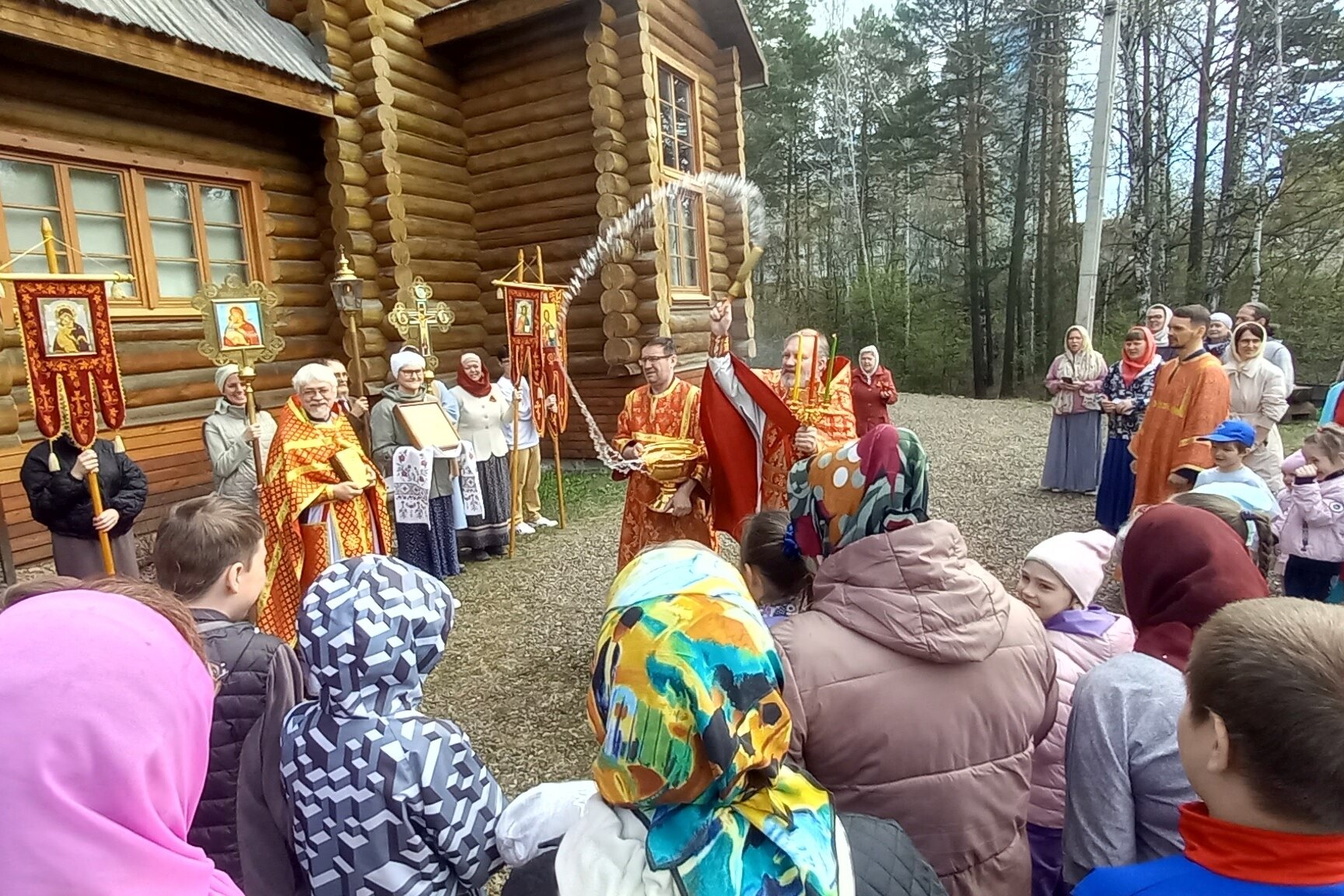 Праздничное занятие на Антипасху состоялось у учеников воскресной школы Дивногорска