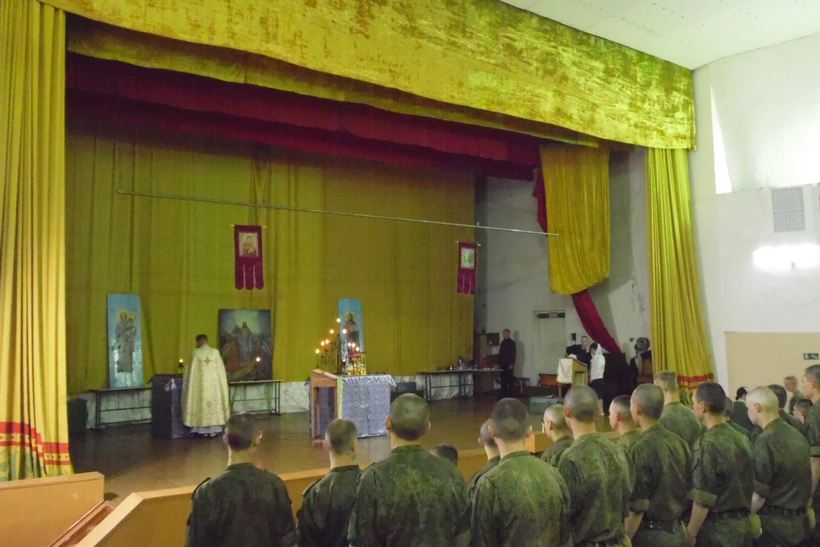 Священник благословил военнослужащих ракетной части под Ужуром